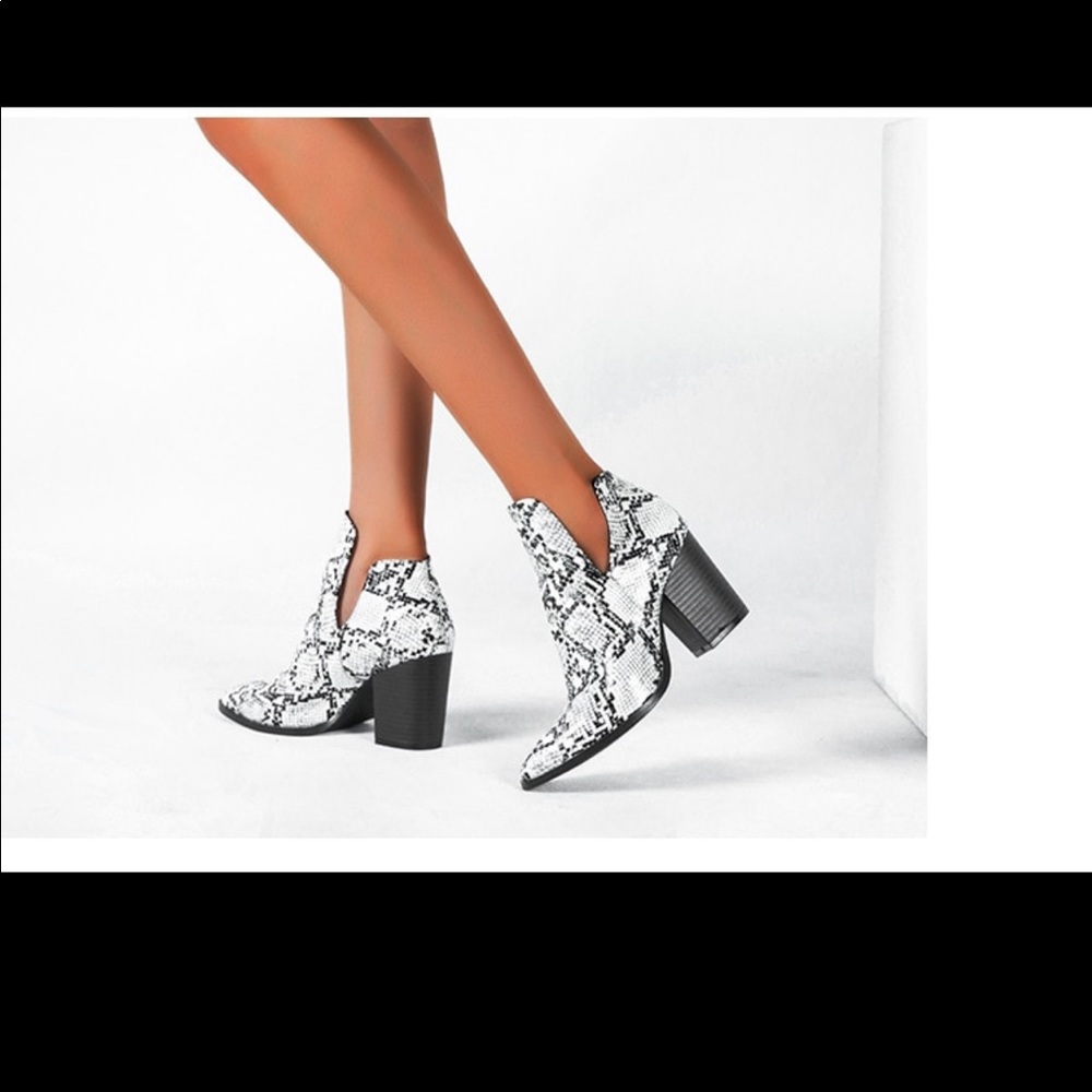Snake skin white ankle bootie
